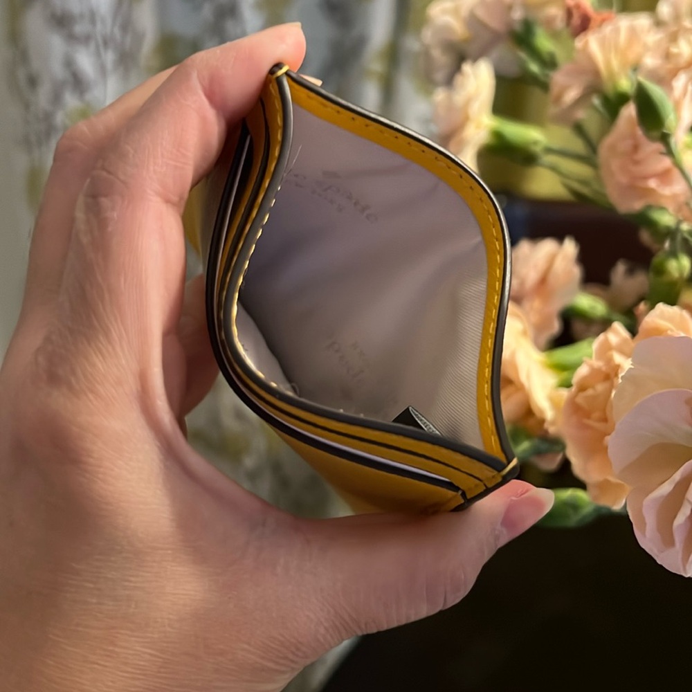 New Kate Spade Card Case - Daffodil Color - Picture 3 of 4